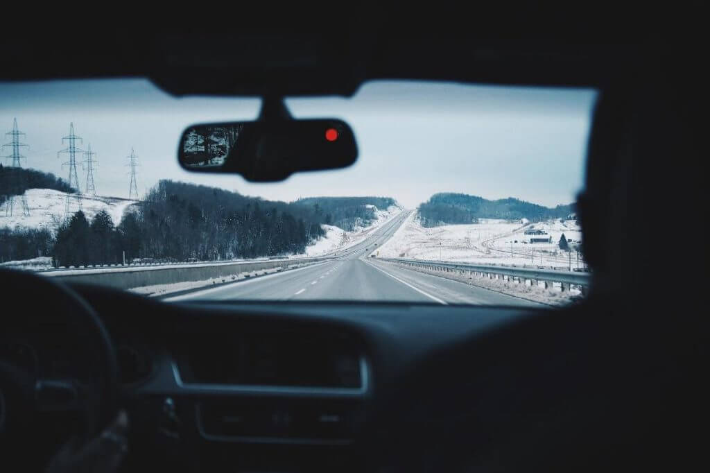 Reasons to Choose an Auto Transport Company Instead of Driving - illustration 1