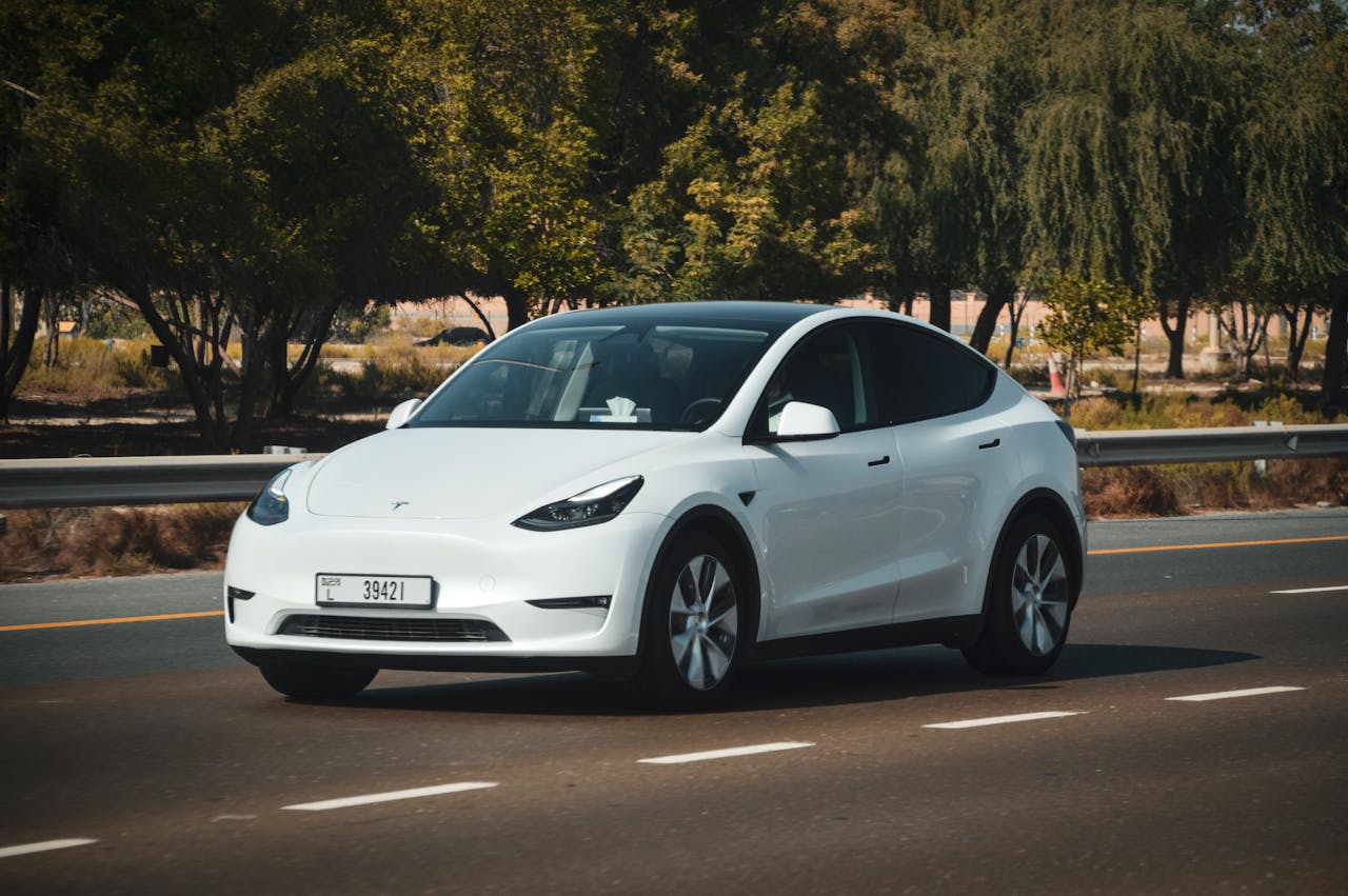 Open vs Enclosed Auto Transport: Which Is Right for Your EV?